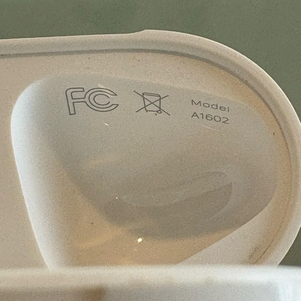 Apple like new